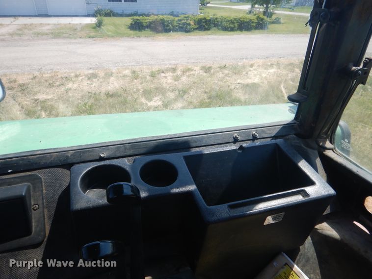 image for item DG5990 1982 John Deere 4440  tractor