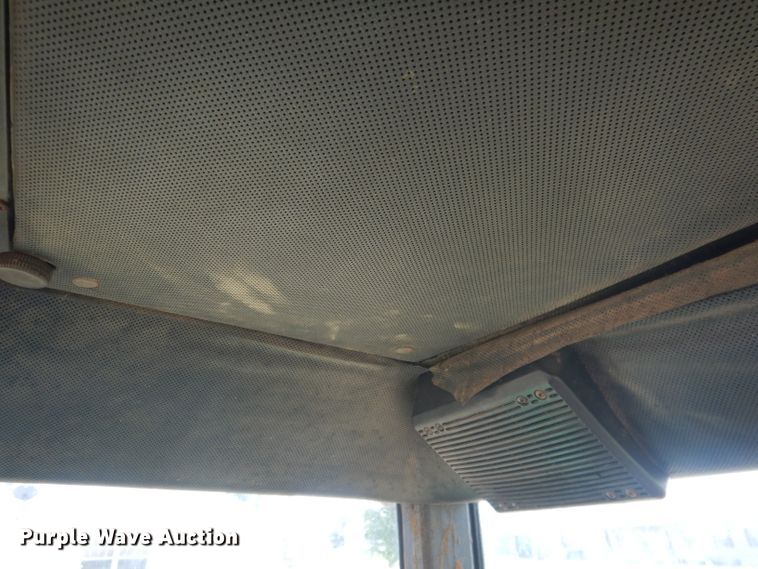 image for item DG5990 1982 John Deere 4440  tractor