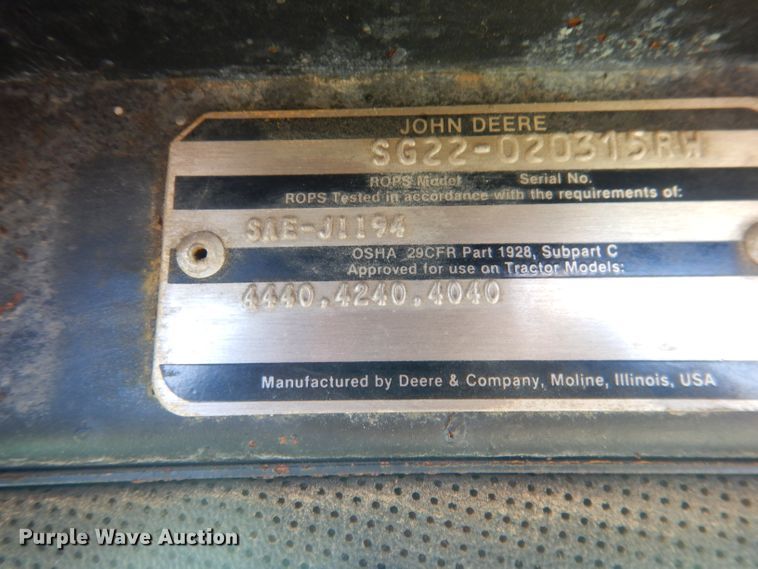 image for item DG5990 1982 John Deere 4440  tractor