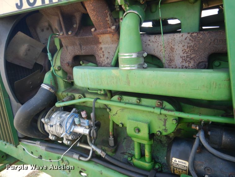 image for item DG5990 1982 John Deere 4440  tractor