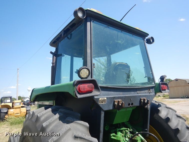 image for item DG5990 1982 John Deere 4440  tractor