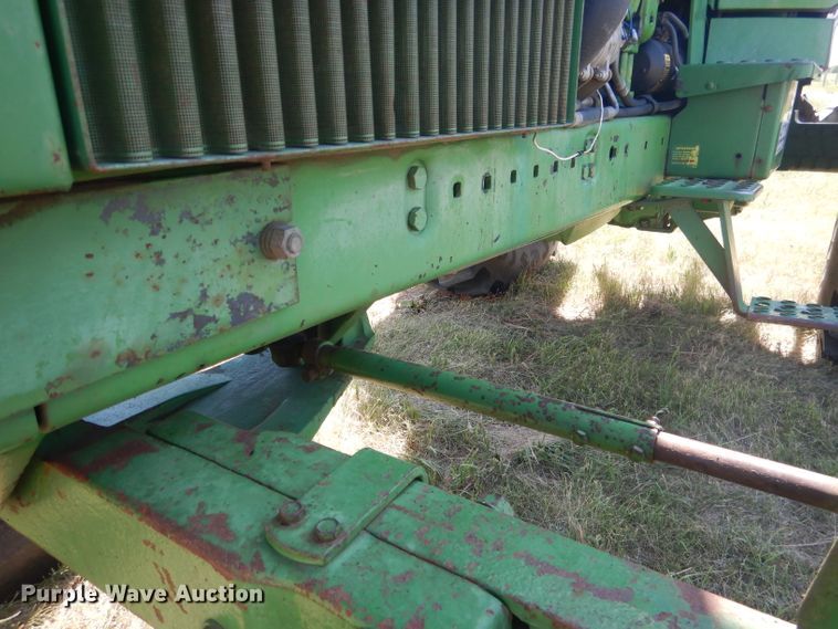 image for item DG5990 1982 John Deere 4440  tractor