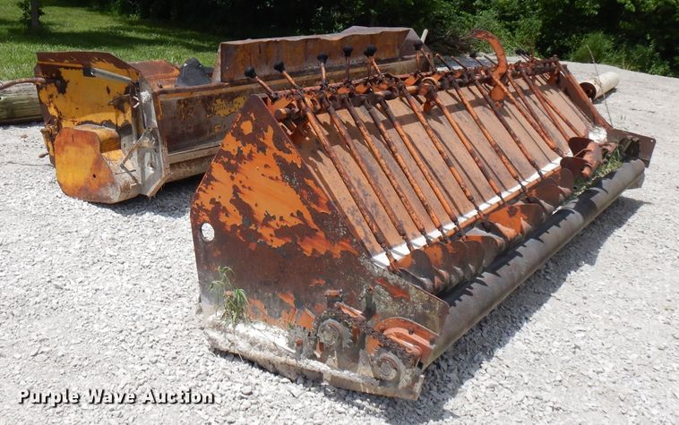 image for item DG7785 (2) chip spreader boxes