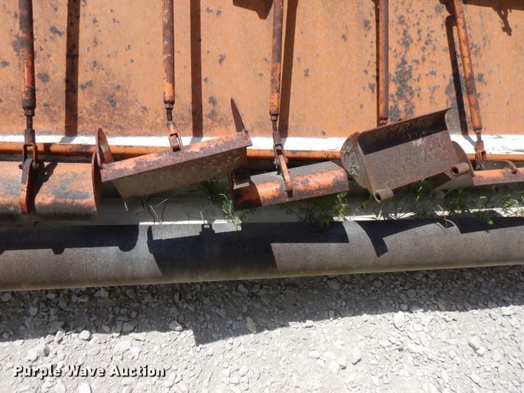 image for item DG7785 (2) chip spreader boxes