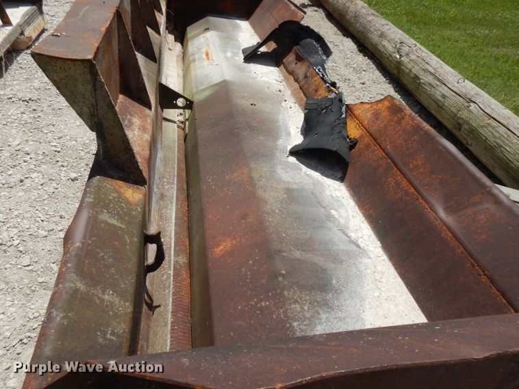 image for item DG7785 (2) chip spreader boxes