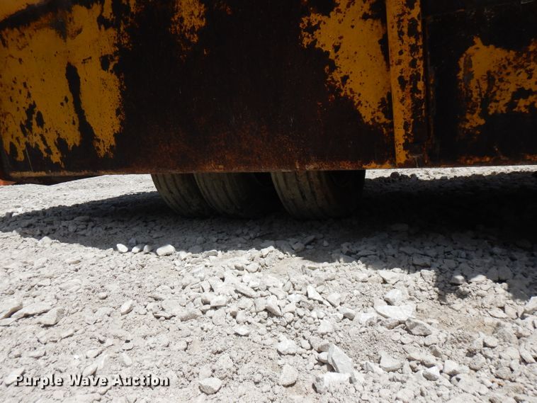 image for item DG7785 (2) chip spreader boxes