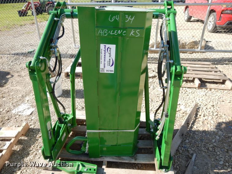 image for item DG7805 2017 John Deere H120 loader