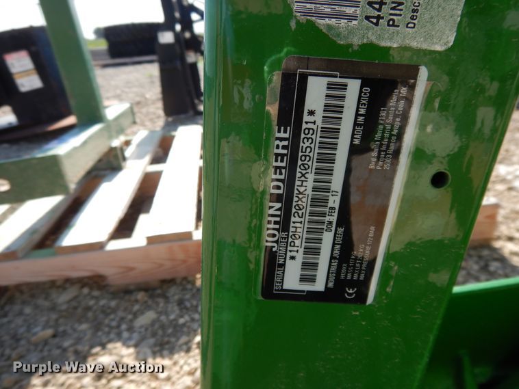 image for item DG7805 2017 John Deere H120 loader