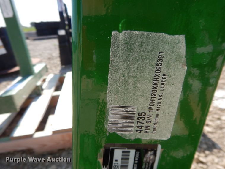 image for item DG7805 2017 John Deere H120 loader