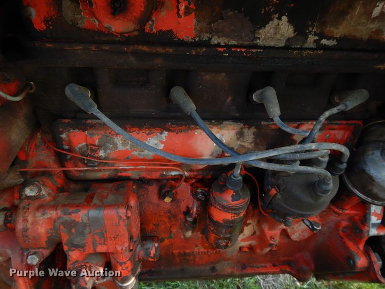 image for item DG7835 Ford 600  tractor