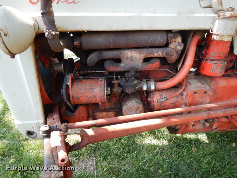 image for item DG7835 Ford 600  tractor