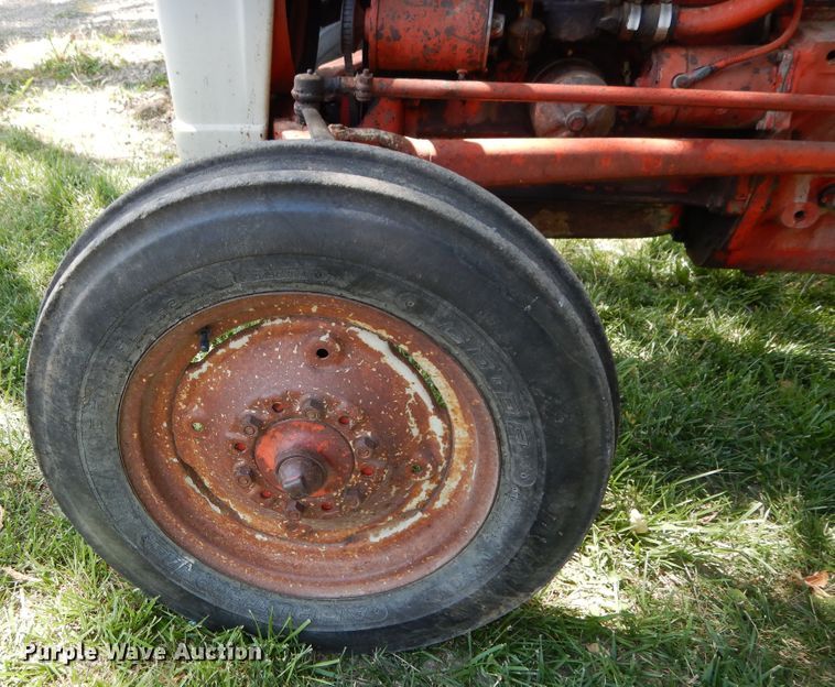image for item DG7835 Ford 600  tractor