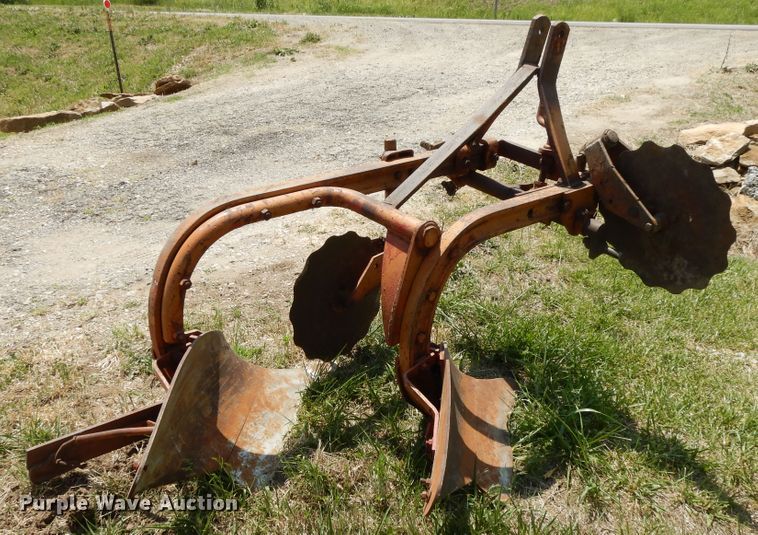 image for item DG7835 Ford 600  tractor