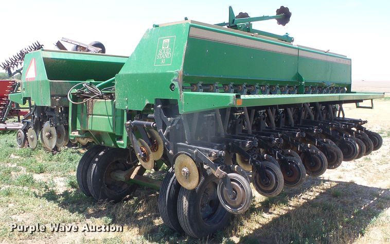 image for item DH4967 Great Plains Solid Stand 30 2SNT30-36109301113152 no-till grain drill