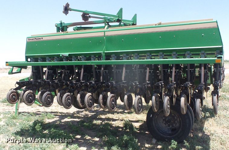 image for item DH4967 Great Plains Solid Stand 30 2SNT30-36109301113152 no-till grain drill