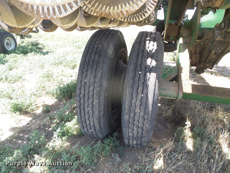 image for item DH4967 Great Plains Solid Stand 30 2SNT30-36109301113152 no-till grain drill