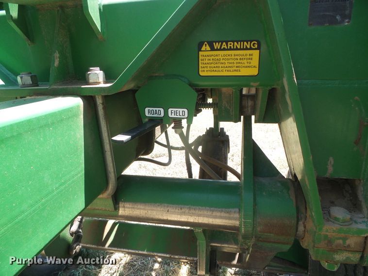 image for item DH4967 Great Plains Solid Stand 30 2SNT30-36109301113152 no-till grain drill