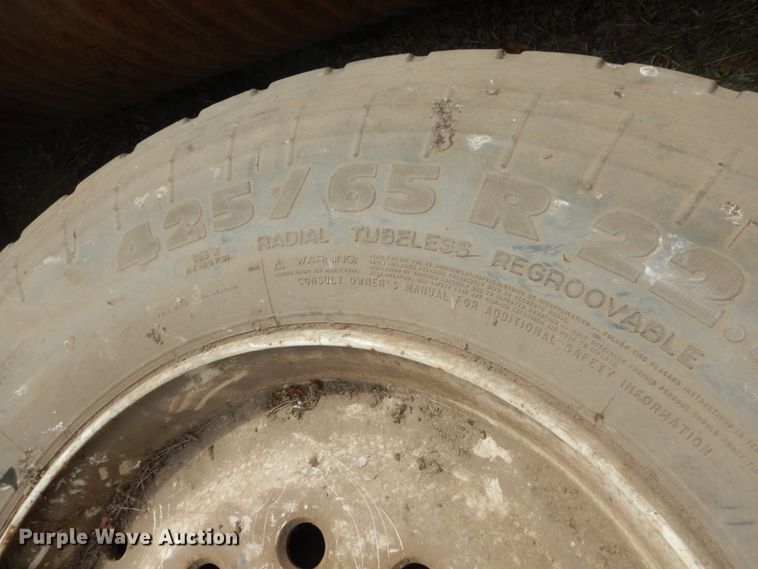 image for item GA9068 (2) 425/65R22.5 tires and wheels