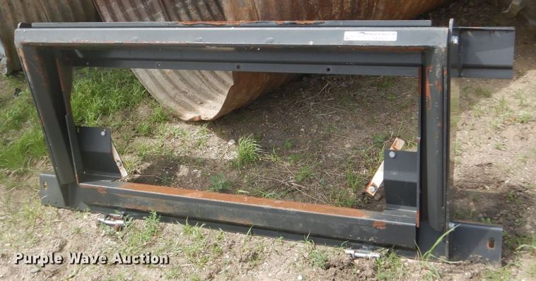 image for item GA9069 Combine header adapter