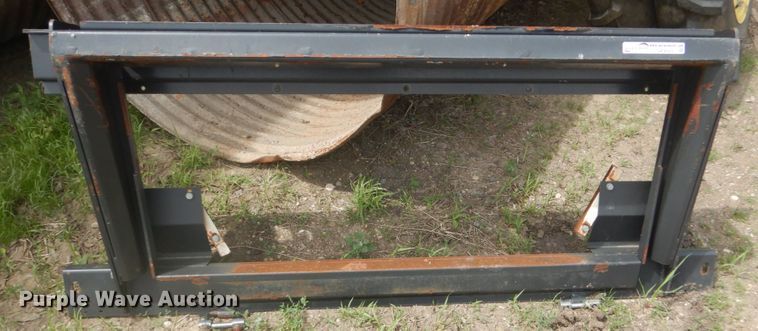 image for item GA9069 Combine header adapter