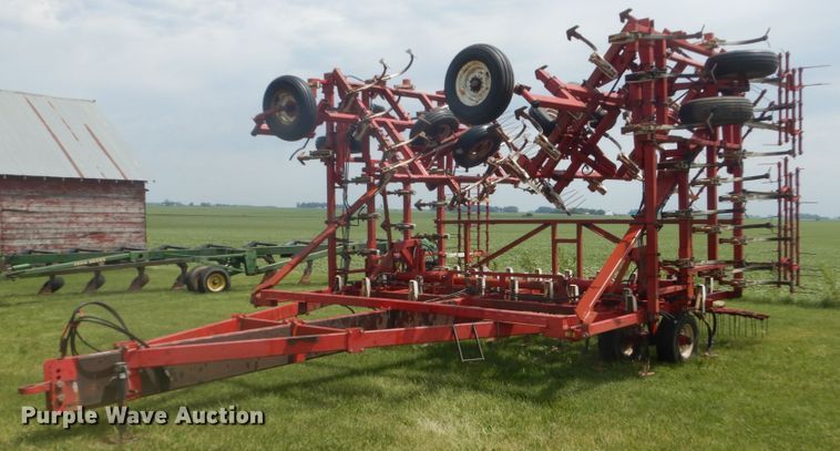 image for item GA9071 Wil-Rich field cultivator