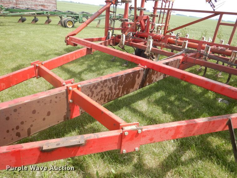 image for item GA9071 Wil-Rich field cultivator