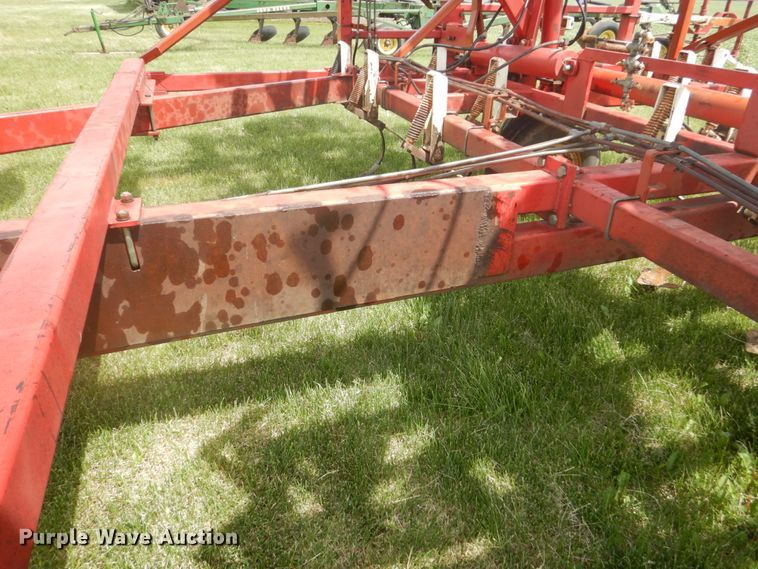 image for item GA9071 Wil-Rich field cultivator