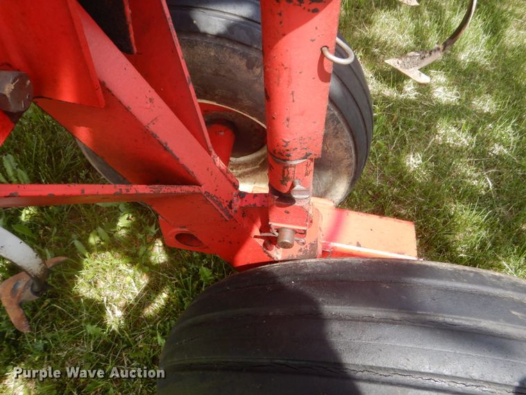 image for item GA9071 Wil-Rich field cultivator