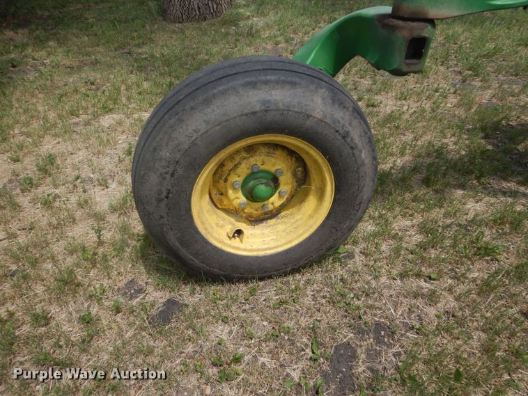 image for item GA9072 John Deere 2410 chisel plow