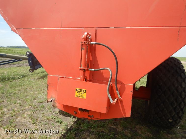 image for item GA9073 Killbros 1200 grain cart