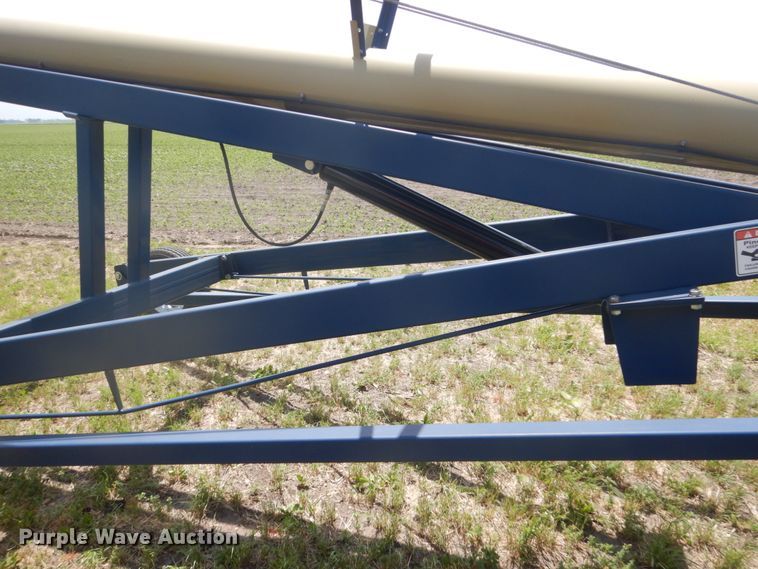 image for item GA9074 Harvest International H1072 auger