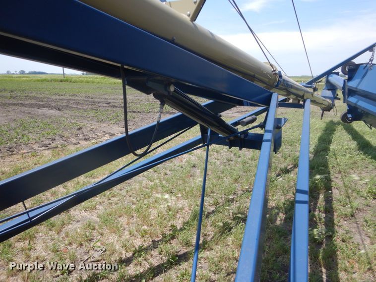 image for item GA9074 Harvest International H1072 auger