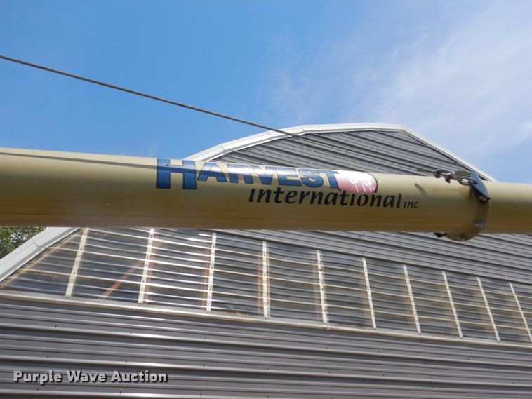 image for item GA9074 Harvest International H1072 auger