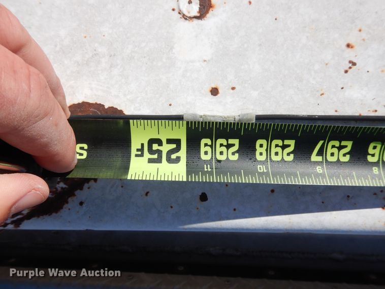 image for item GE9457 1999 Pacer feed delivery trailer