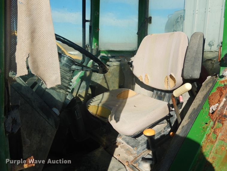 image for item GE9458 John Deere 5510  tractor