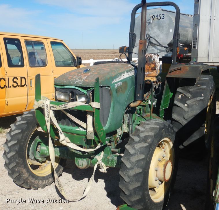 image for item GE9459 2011 John Deere 5075E  tractor