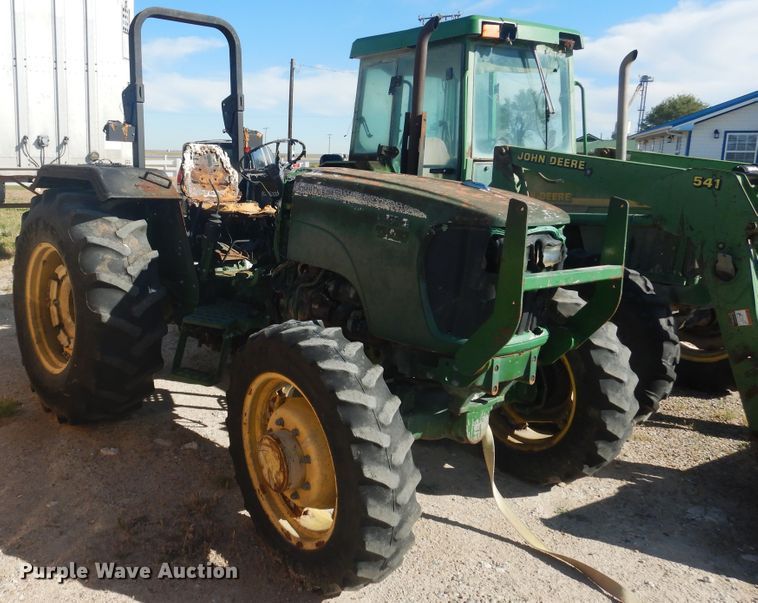 image for item GE9459 2011 John Deere 5075E  tractor