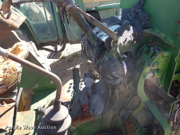 image for item GE9459 2011 John Deere 5075E  tractor