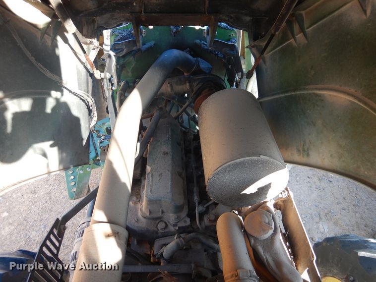 image for item GE9459 2011 John Deere 5075E  tractor