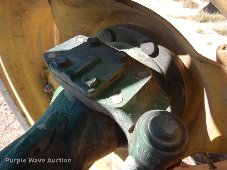 image for item GE9459 2011 John Deere 5075E  tractor