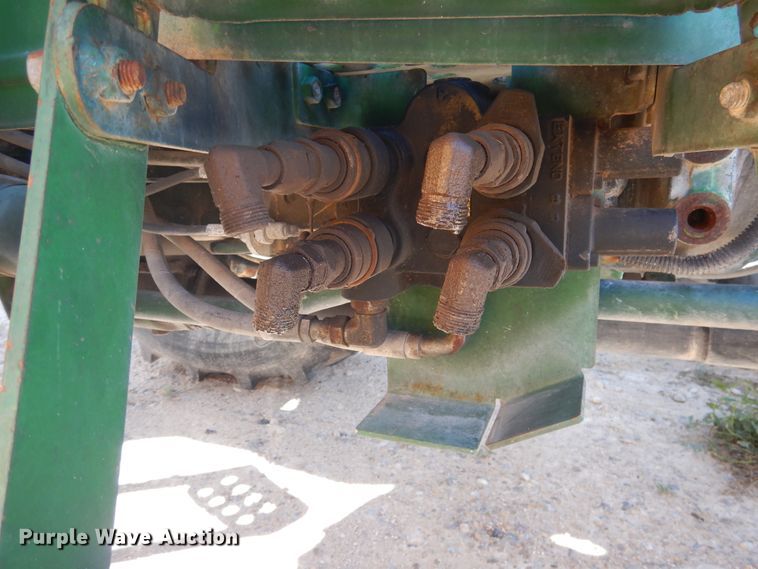 image for item GE9459 2011 John Deere 5075E  tractor