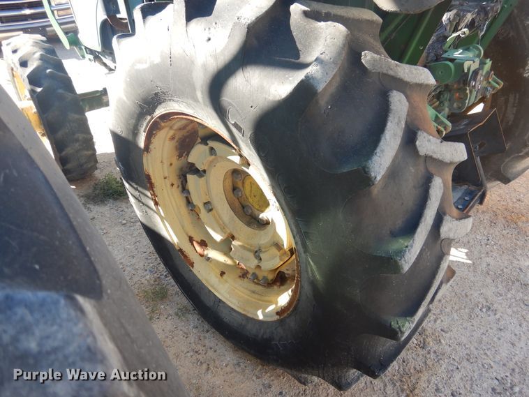 image for item GE9459 2011 John Deere 5075E  tractor