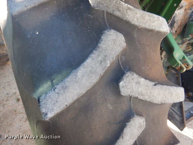 image for item GE9459 2011 John Deere 5075E  tractor