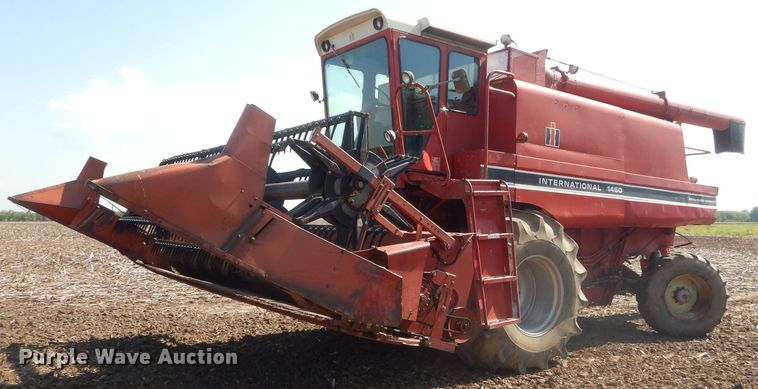 image for item GN9434 1979 International 1460 Axial-Flow RWA combine