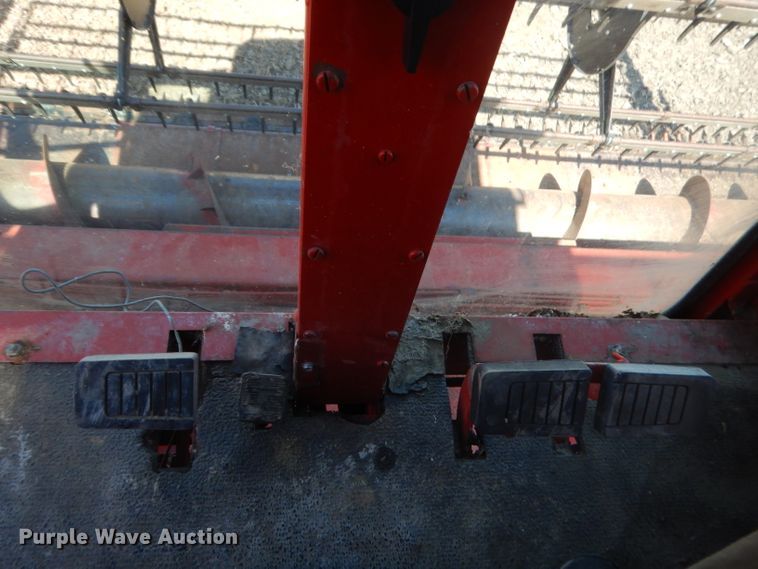 image for item GN9434 1979 International 1460 Axial-Flow RWA combine