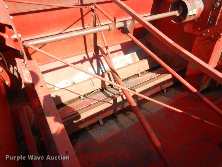 image for item GN9434 1979 International 1460 Axial-Flow RWA combine