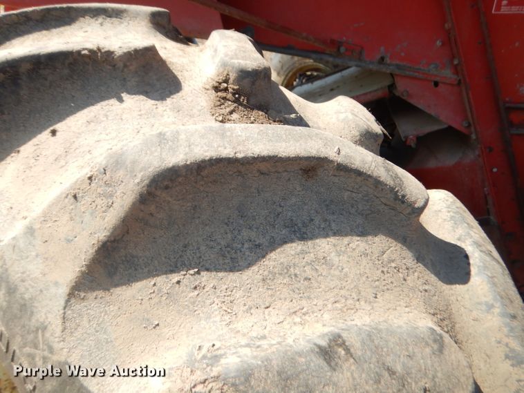 image for item GN9434 1979 International 1460 Axial-Flow RWA combine