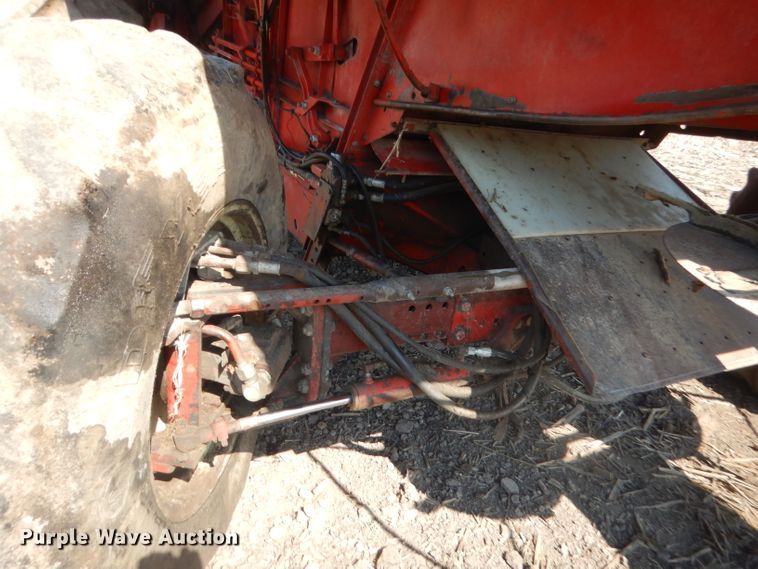 image for item GN9434 1979 International 1460 Axial-Flow RWA combine