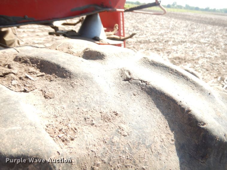 image for item GN9434 1979 International 1460 Axial-Flow RWA combine