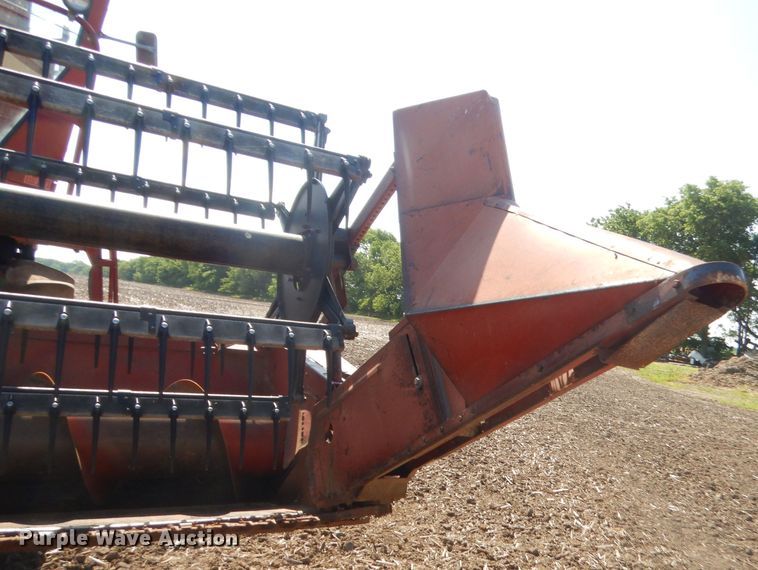 image for item GN9434 1979 International 1460 Axial-Flow RWA combine